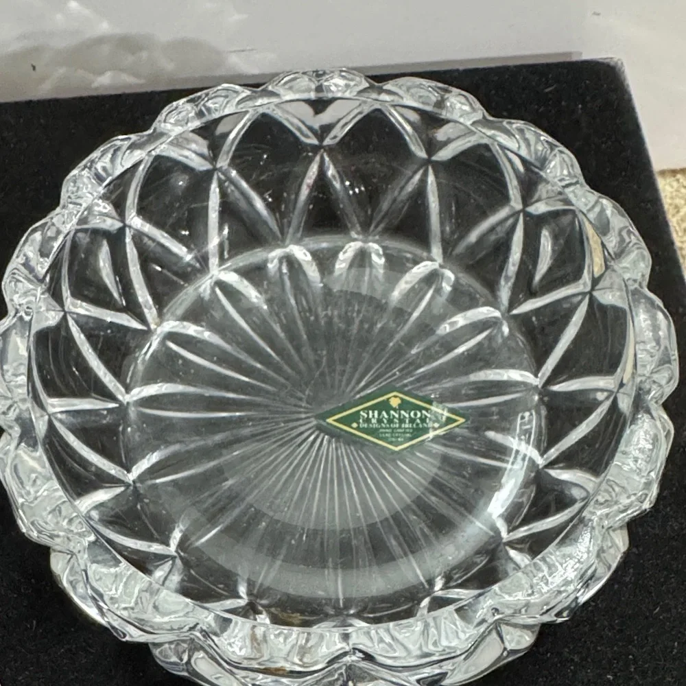 Shannon Elegant Crystal Glass Candy Dish in the shape of a Hershey kiss